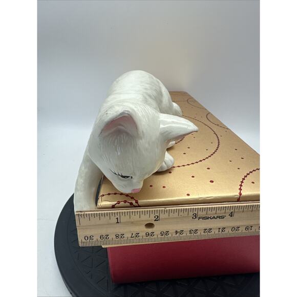 Vintage Porcelain White Cat Shelf Edge Sitter Figurine - Picture 5 of 6